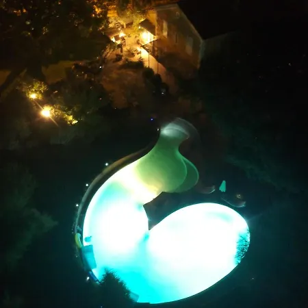 Le Fer En Ceze דירה Sabran