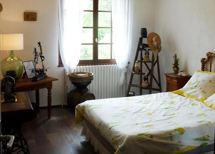 Le Fer En Cèze * Sabran